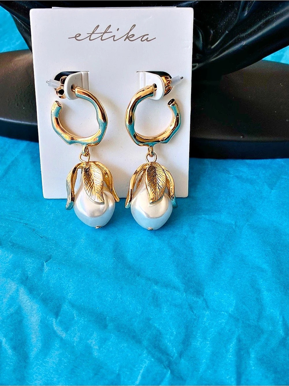 ettika Hoop Drop Earrings in Gold & White NWT